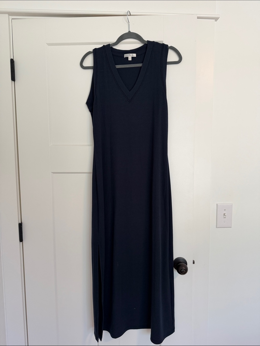 nine britton Navy Sleeveless V-Neck Maxi Dress